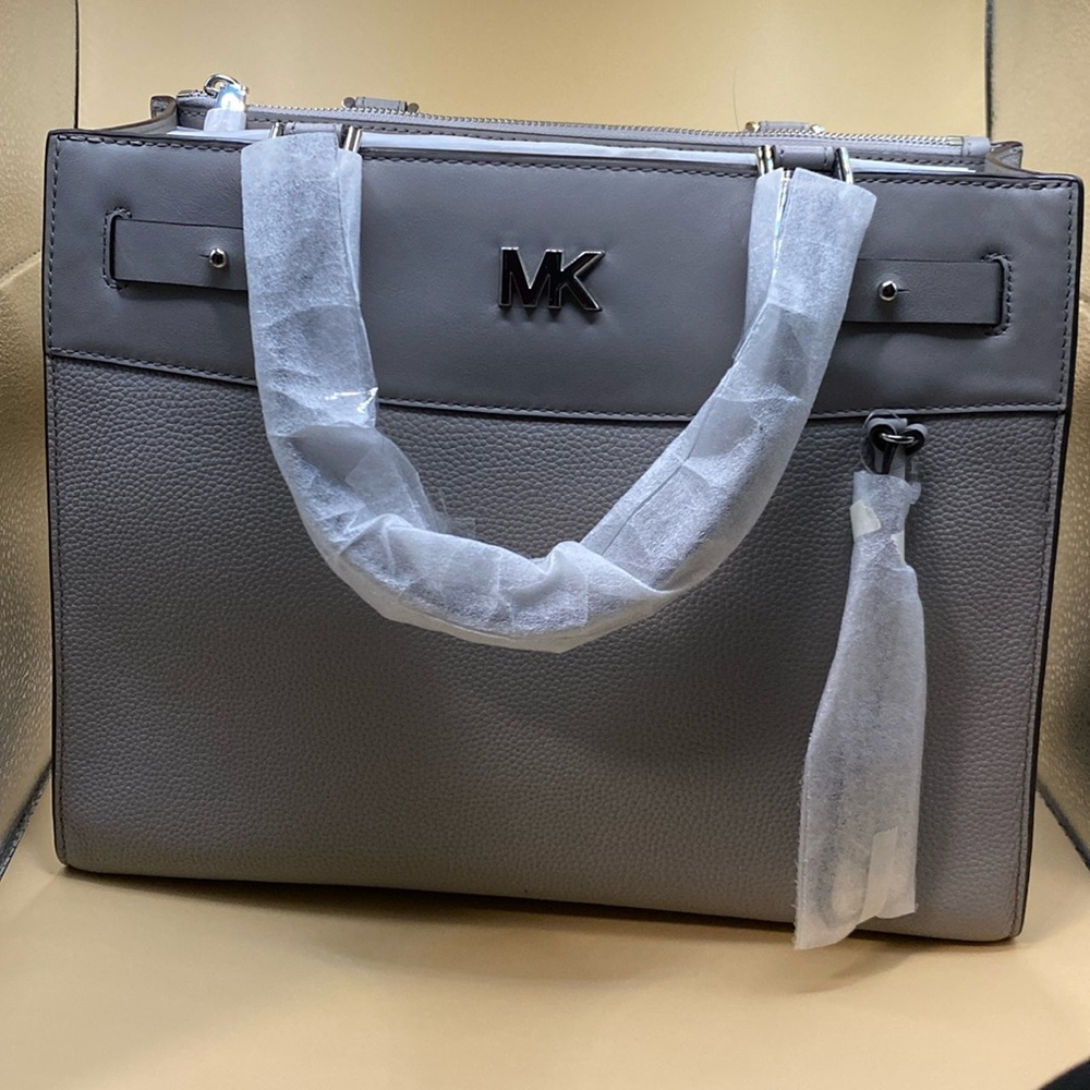 Michael Kors Reagan Large Satchel